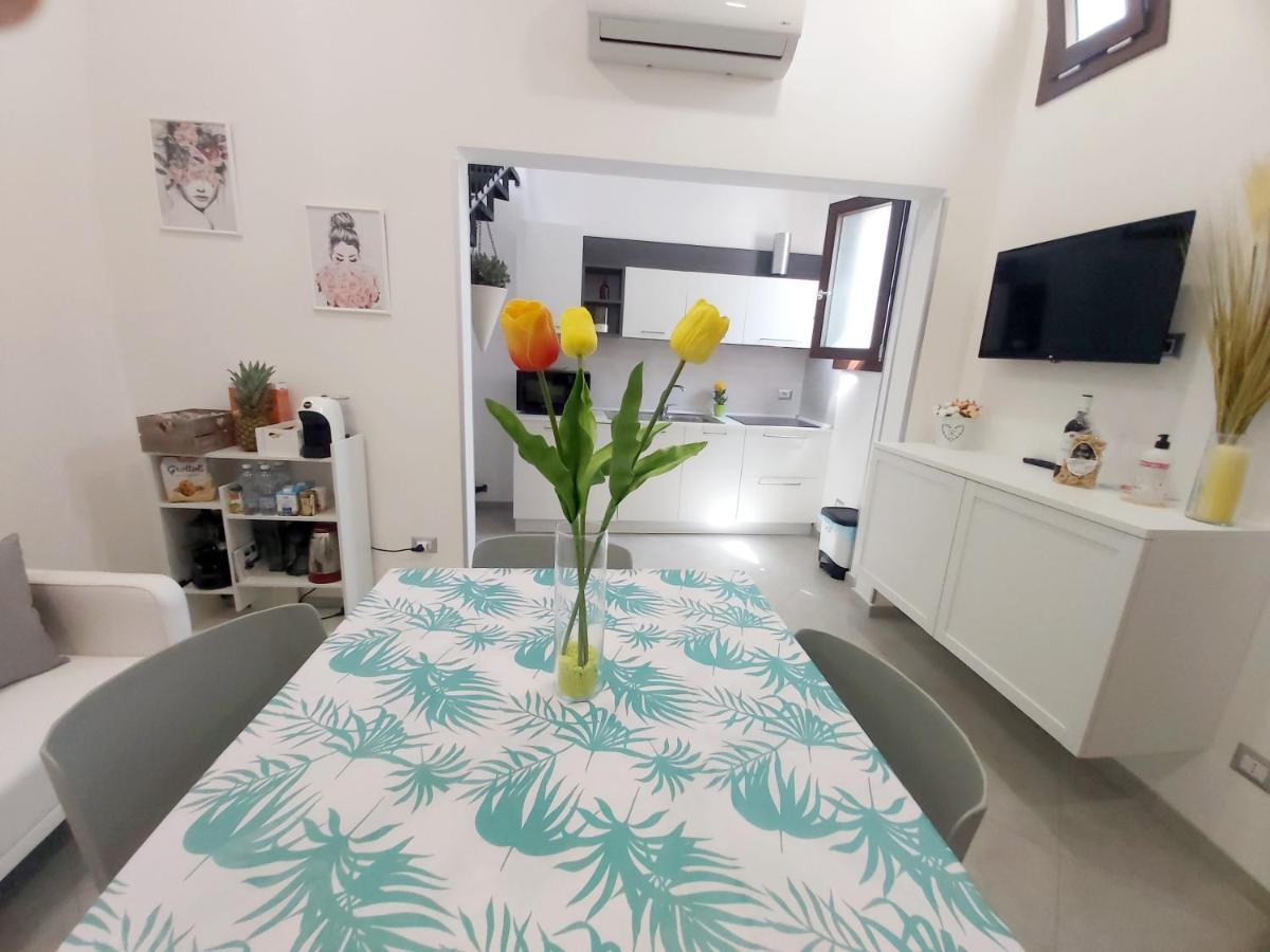 Dimora Asmara 11 15 Apartment Brindisi Luaran gambar