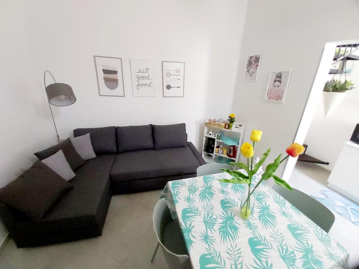 Dimora Asmara 11 15 Apartment Brindisi Luaran gambar